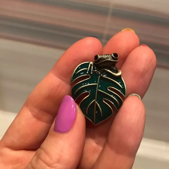 Brooch - Picture 4 of 4